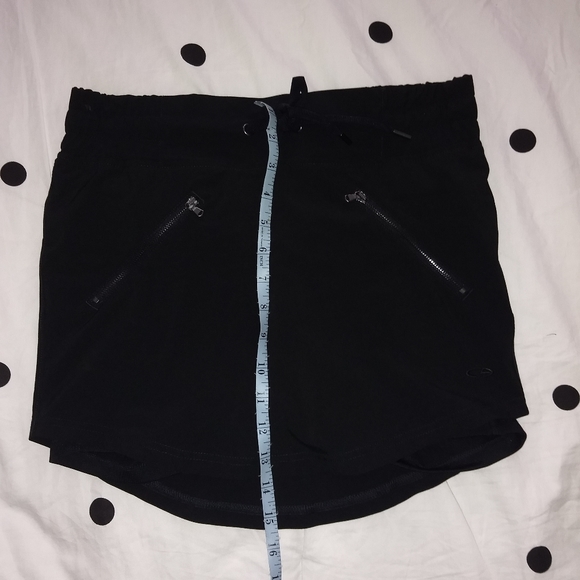 Black sport skirt with shorts NWOT - Picture 5 of 5